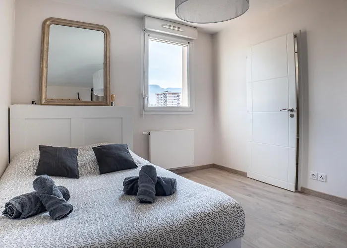 La Parenthese - Annecy- Grande Terrasse - Chambre - Garage